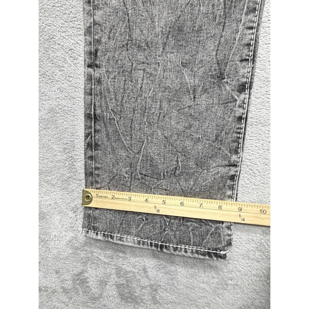 True Religion Ricky Jeans Mens Measured 38x29 Gray Relaxed Straight Acid Wash